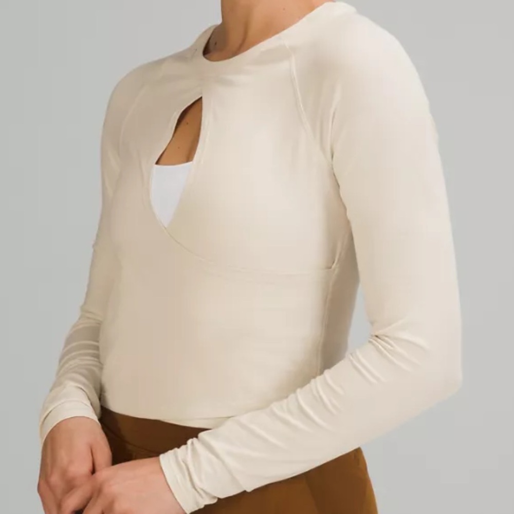 Lululemon LA Keyhole Reversible Long Sleeve Top in Ripened Raspberry - Picture 11 of 11
